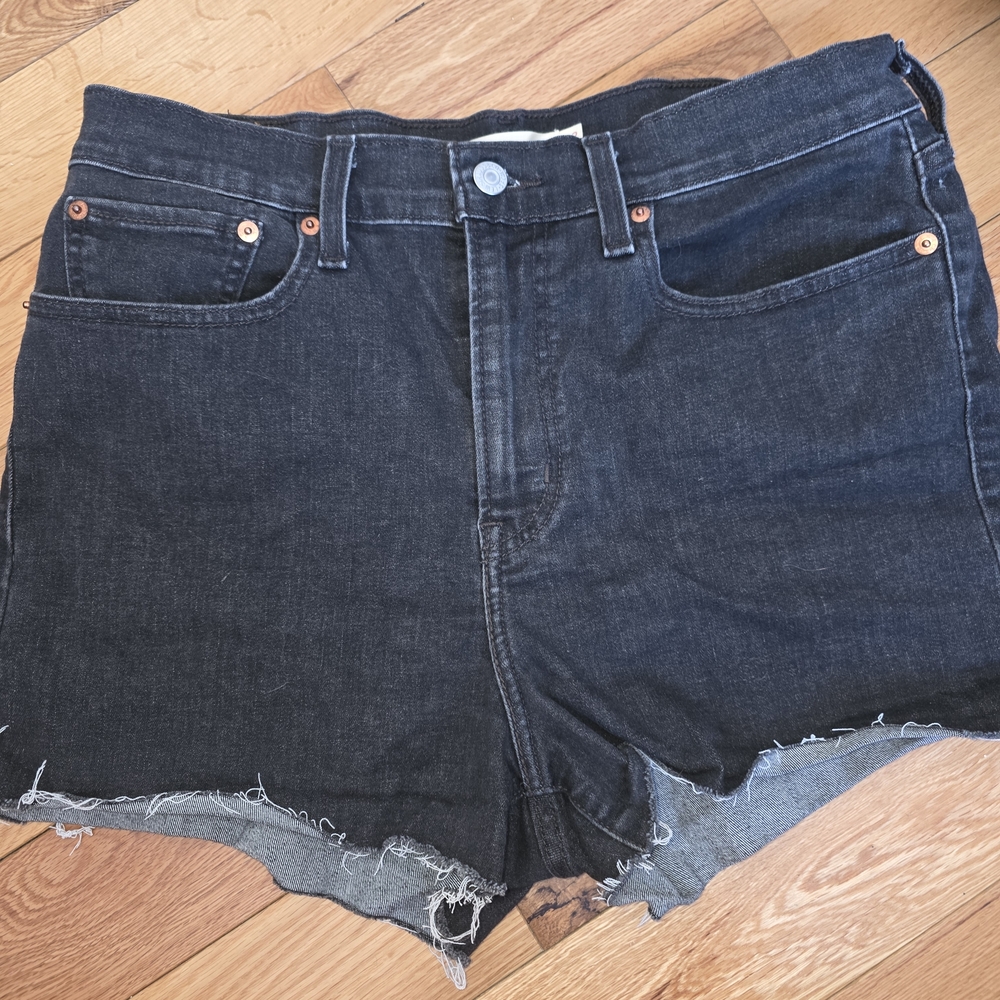 Levi Black Denim Shorts